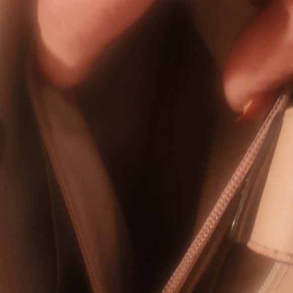 Handbag - Picture 4 of 7